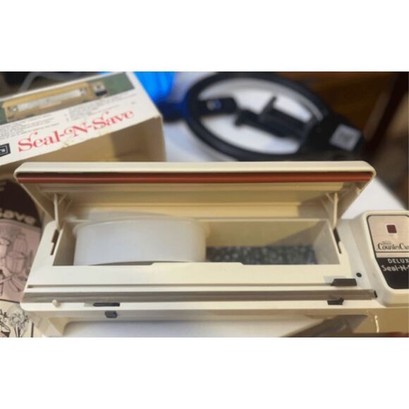 Sears Roebuck and Co. 1980 Seal-N-Save in box Vintage Almond - Picture 7 of 16